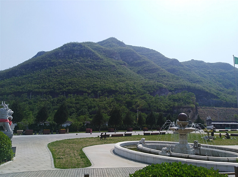桃峰陵园景观